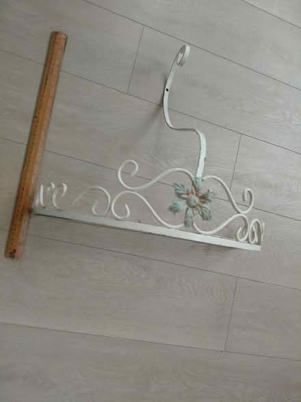 Photo of free Retro/vintage wrought iron shelf (chingford E4) #1