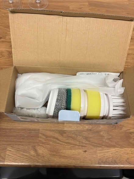 Photo of free 5-1 Magic Brush for cleaning (Letchworth SG6) #3