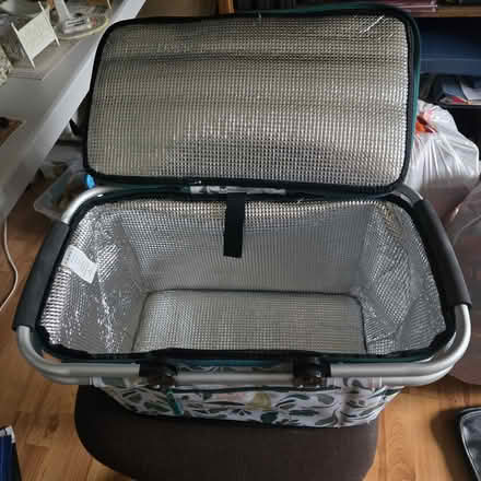 Photo of free Insulated Picnic Basket (Cloverhill 3) #2