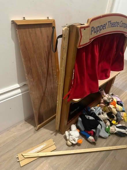 Photo of free Kids puppet theatre and puppets (Lewes BN7) #2