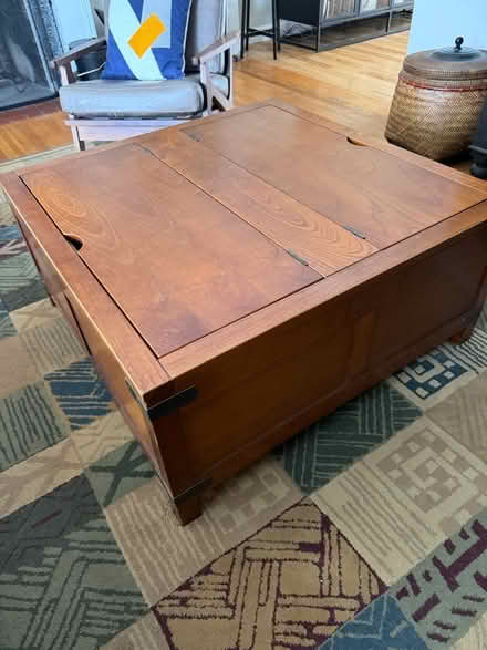 Photo of free Coffee table with storage (Silver Spring (off of E.Wayne)) #1