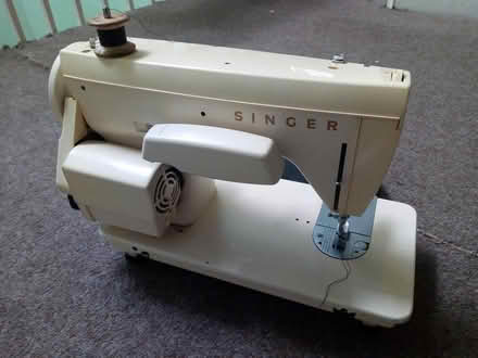 Photo of free Singer "247" Sewing Machine (Highbury N5) #2