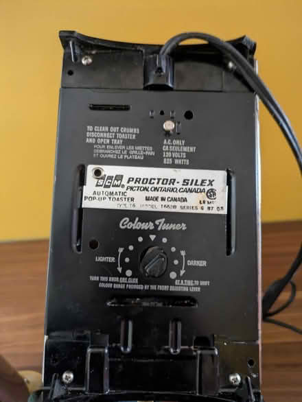 Photo of free 2-slice toaster (Chinatown / Little Italy) #3