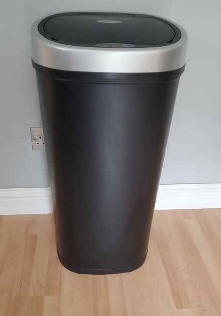 Photo of free Kitchen bin (Stevenage, Great Ashby, SG1) #1