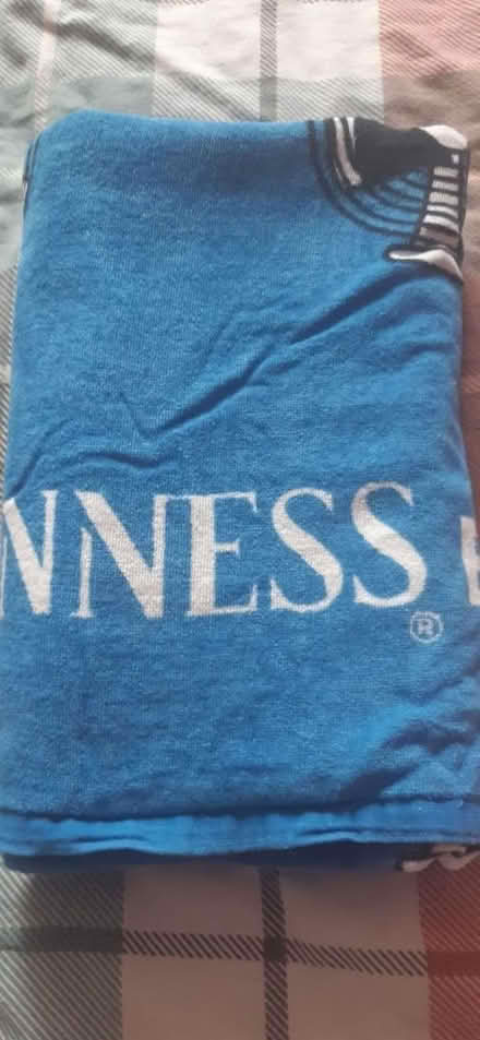 Photo of free Large bathsheet (HP21 Aylesbury) #2