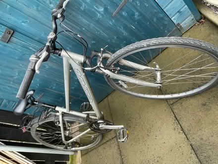 Photo of free Ladies hybrid bike (Reddish SK5) #3