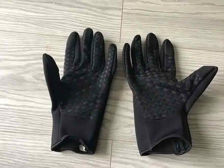 Photo of Gloves (Clerkenwell EC1R) #2