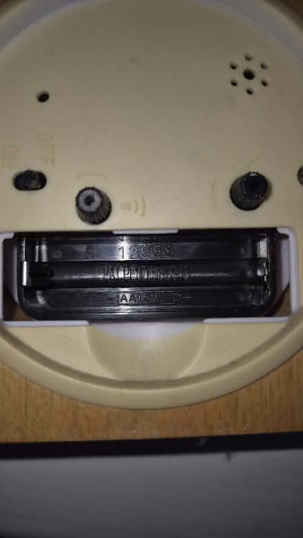 Photo of free Small wooden alarm clock (Figge's Marsh CR4) #4