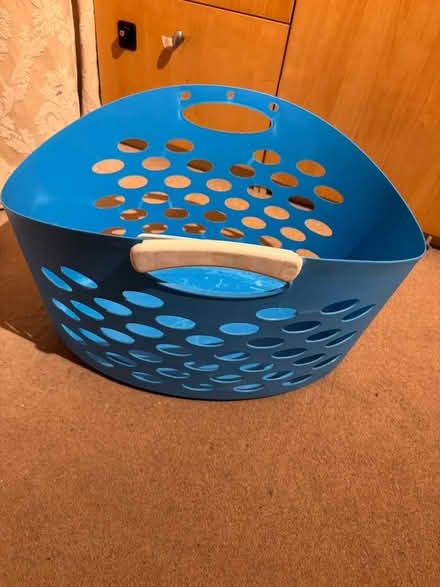 Photo of free Blue plastic laundry basket (Hemel Hempstead HP2) #2