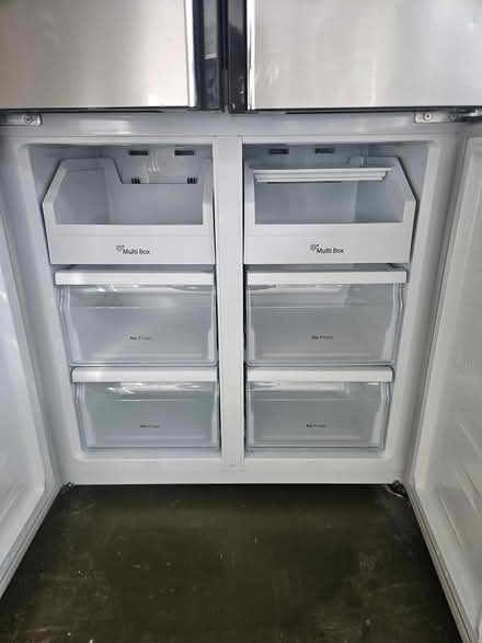 Photo of free Hisense American Fridge Freezer (Dorking RH4) #3