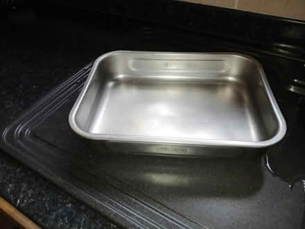 Photo of free Deep cooking tin (Parkhead EH11) #1