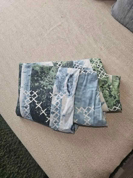 Photo of free Single duvet cover and pillow case (Clapham Common) #1