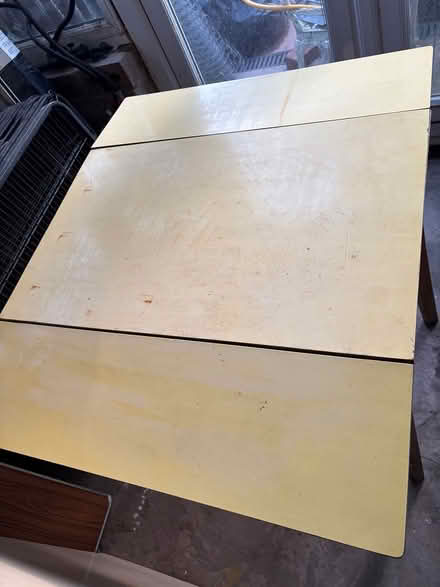 Photo of free Mid 20th century Formica table (Rubery B45) #1
