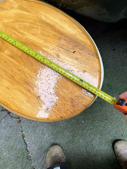 Photo of free Pampas bathroom set (Dainton TQ12) #2