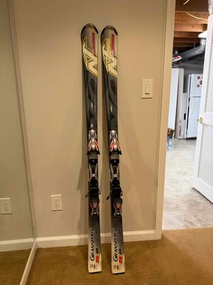 Photo of free Men’s 164cm Skis (Near Wootton High School) #1
