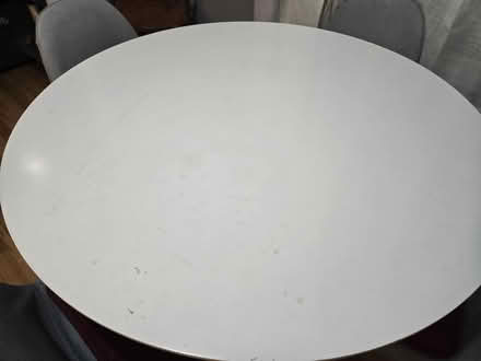 Photo of free Kitchen Table (Huntington) #3