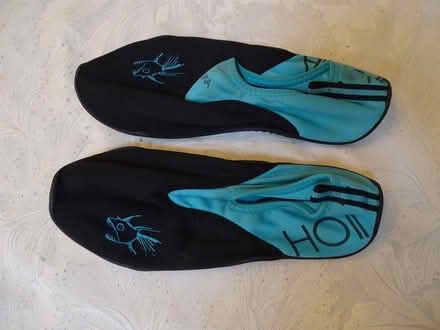 Photo of free size 6 aqua shoes (Tolworth KT5) #1
