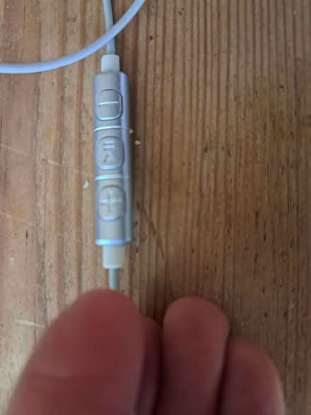 Photo of free earphones headband (Woodingdean BN2) #2