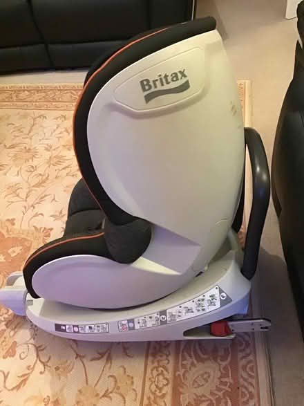 Photo of free Britax car seat (Hyde Heath HP6) #2