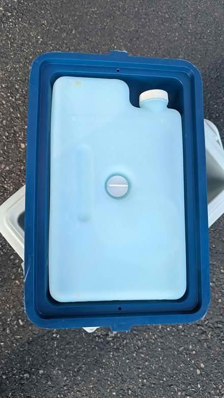 Photo of free Small cooler w freezer pack (Raritan Township/Ringoes) #3