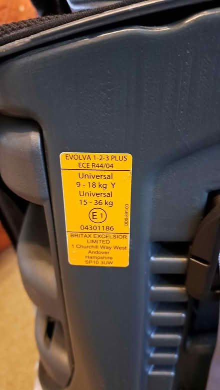 Photo of free britax romer car seat (Chelmsford CM1) #3