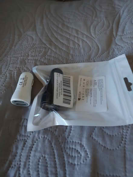 Photo of free 2 car phone chargers with USB (Kilmacanogue /D 8, flexible) #1