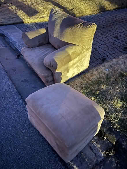 Photo of free Oversized armchair and ottoman (Near downtown Decatur) #1