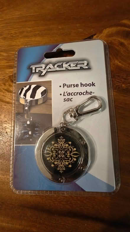 Photo of free purse hanger (2808 Tradewind Dr., Miss.) #1