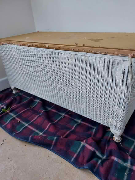 Photo of free Lloyd loom Bench (WR14 Malvern Link) #3