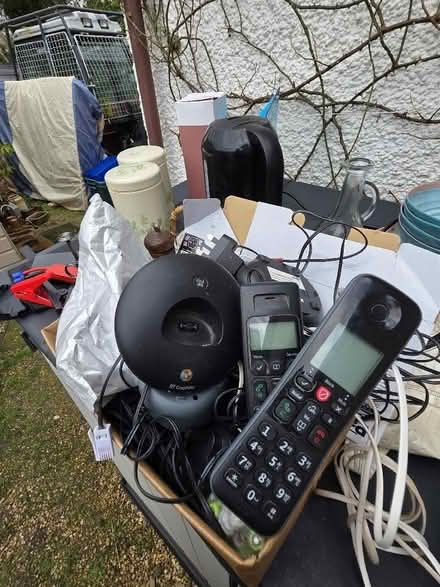 Photo of free Six cordless landline phones with rechargeable batteries and (Sutton Courtenay OX14) #1