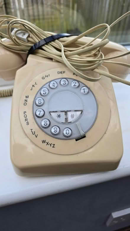 Photo of free Vintage styled house phone (HX3) #2
