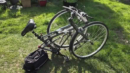 Photo of free Montague Urban Folding Bike (KT22 Leatherhead) #2