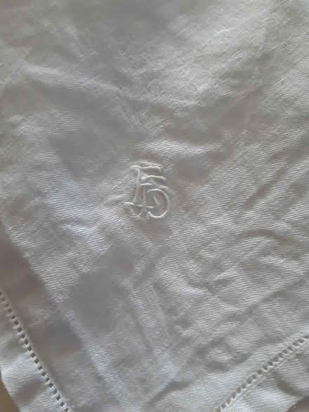 Photo of free White Linen vintage napkins (South Croydon, Greater London) #2