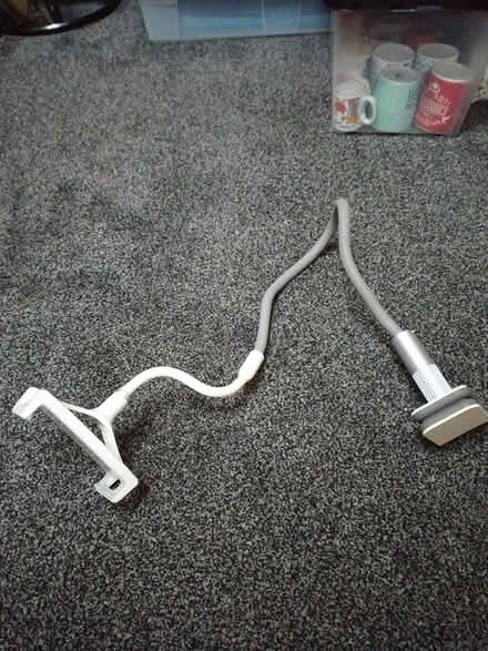 Photo of free phone holder (Kendal) #1