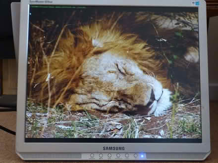 Photo of free Computer Monitor 1 (West Oxfordshire OX28) #2