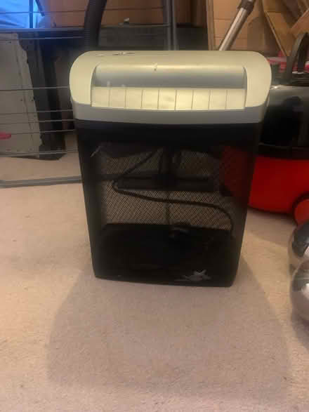 Photo of free Paper shredder (Balerno EH14) #1