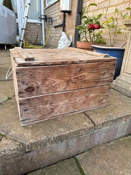Photo of free Vintage wooden box (Hitchin (South)) #1