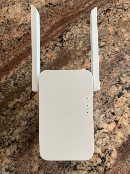 Photo of free Macard AX1800 Wi-Fi range extender (Montrose) #1