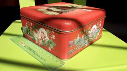 Photo of free Teddy Bear Tin Box (101C) #2