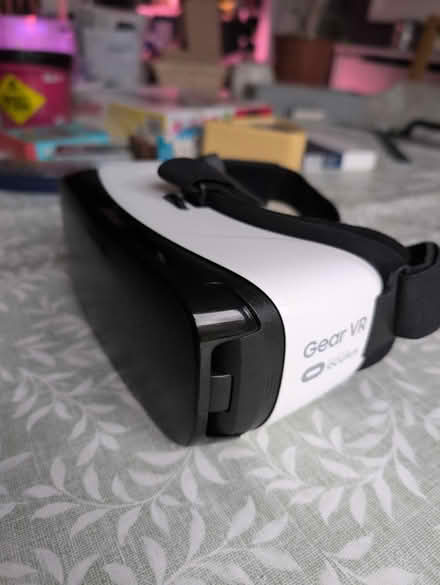 Photo of free Samsung oculus vr headset (Caerau CF5) #1