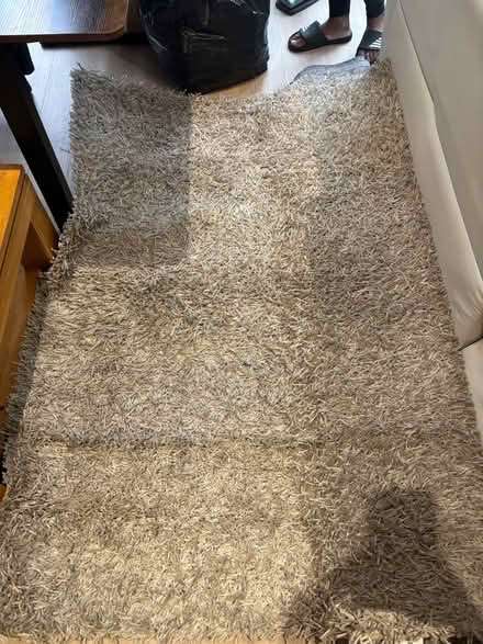 Photo of free Light grey rug (Ryton CV8) #1