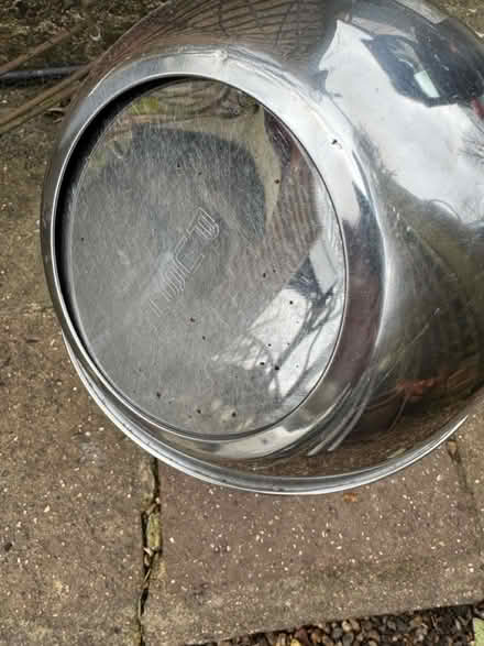 Photo of free Metal bin 45cm high (BR1) #2