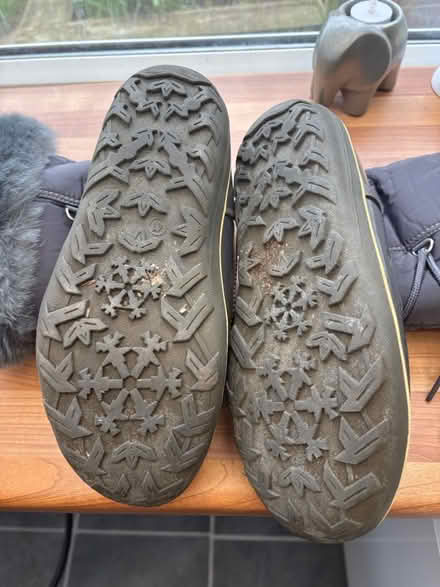 Photo of free Snow boots (HP5 Chesham) #2