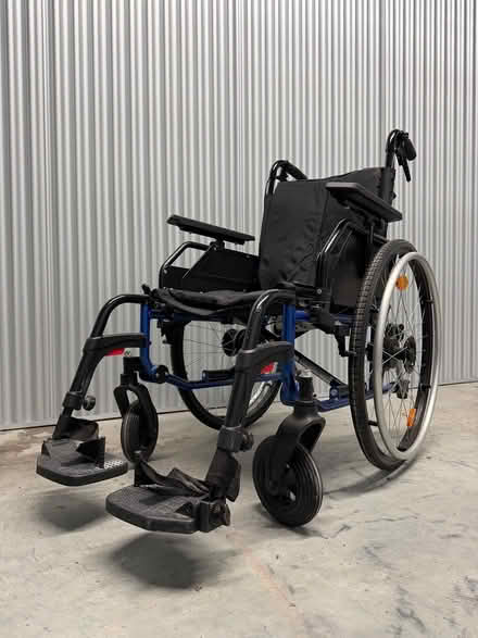 Photo of free Wheelchair (Dorval) #1