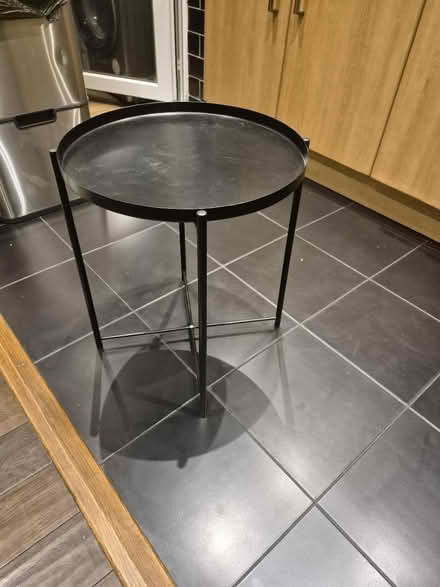 Photo of free Round tray on Stand (thornton heath) #1