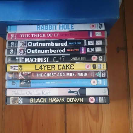 Photo of free 10 DVDs (Bow E3) #1