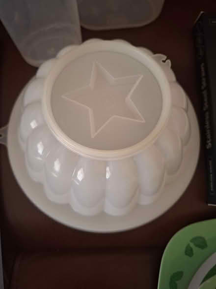 Photo of free Kitchen bits - marinade tray etc (Whitstable CT5) #3