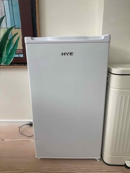 Photo of free Like new HYE Mini Fridge, 88L (SW13) #1