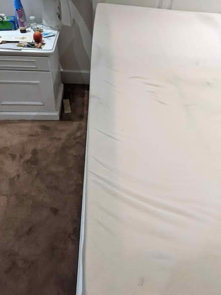 Photo of free King Size Foam Mattress 156x200 cm (Holland Park W11) #3