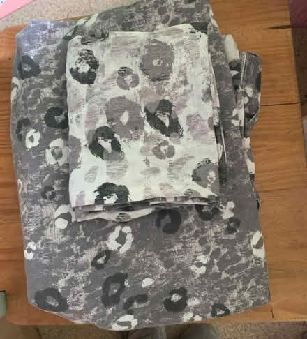 Photo of free Various Grey Bedding (Wirksworth DE4) #1